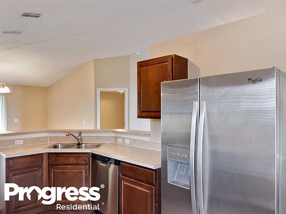5th image of 4005 Stonefield Dr