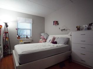 89 Bleecker St #1, Brooklyn, NY 11221