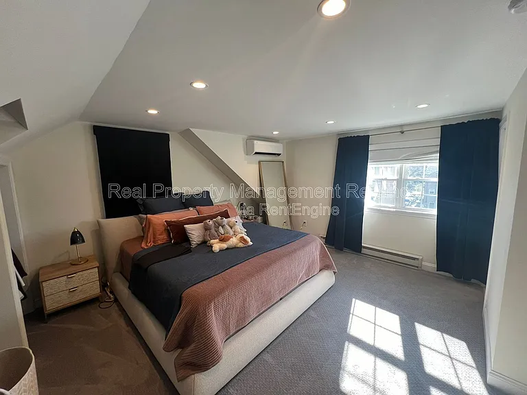 76 Granite St — Photo 8