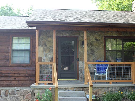 2nd image of 6613 Graycroft Cir