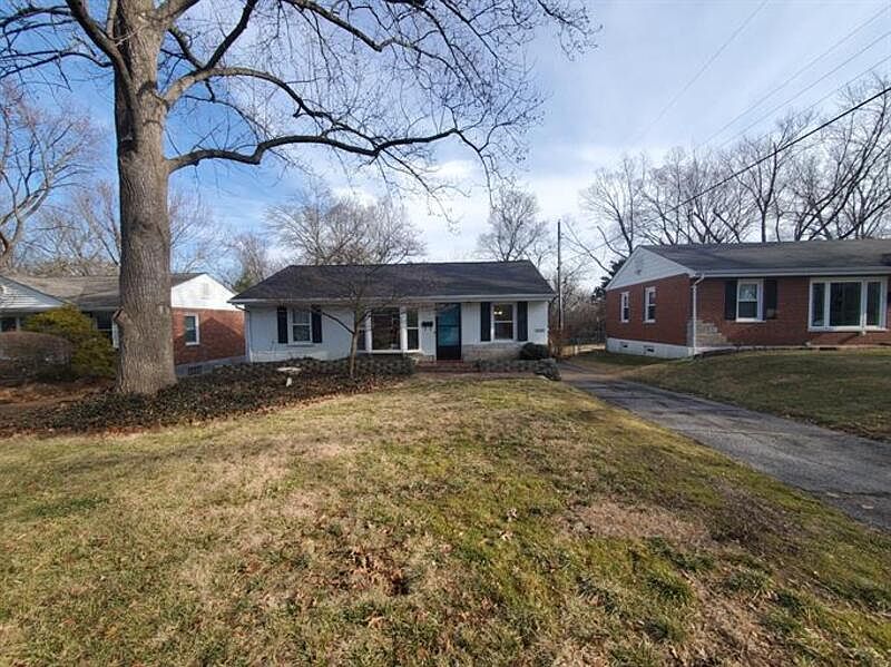 1st image of 1220 Oakleaf Dr
