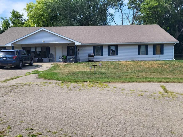 1936 N Washington St, Janesville, WI 53548