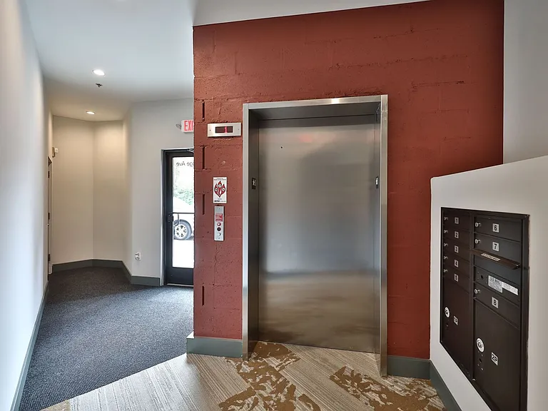 Ridge Ave 1540 — Photo 24
