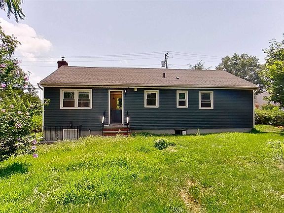 3rd image of 252 Louis Ave