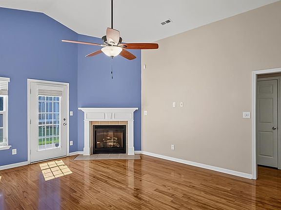 5th image of 149 Clover Ridge Dr