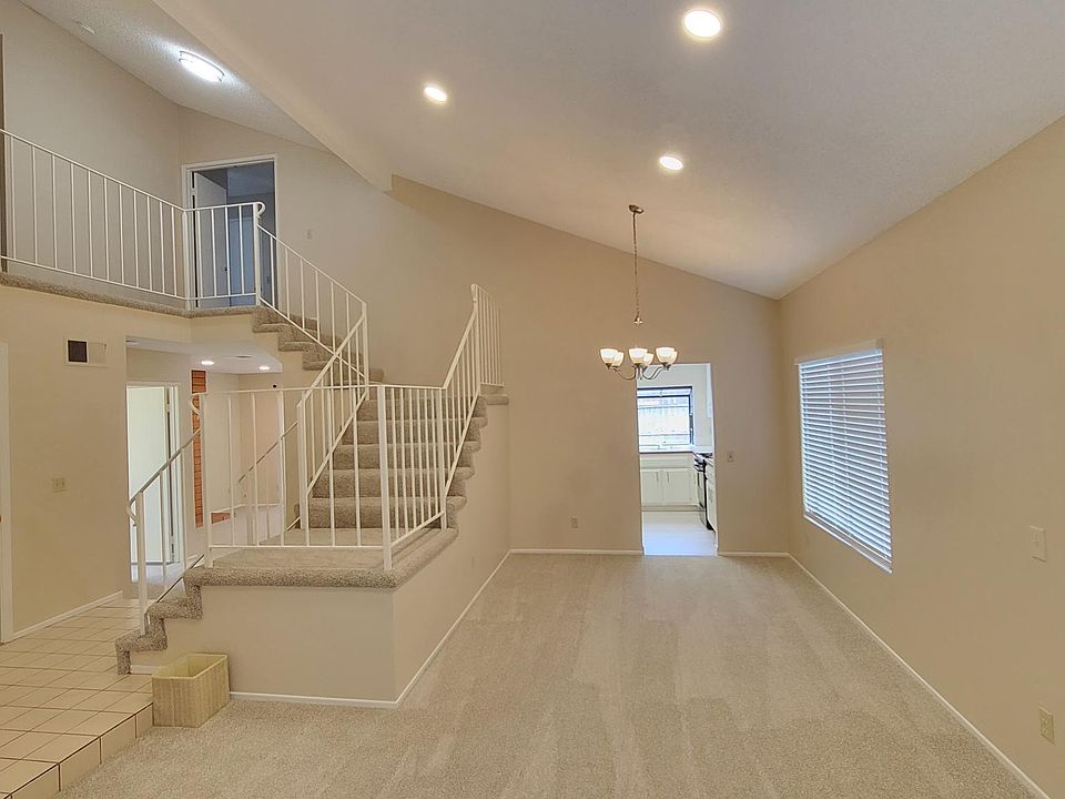 1st image of 17294 Walnut Ave