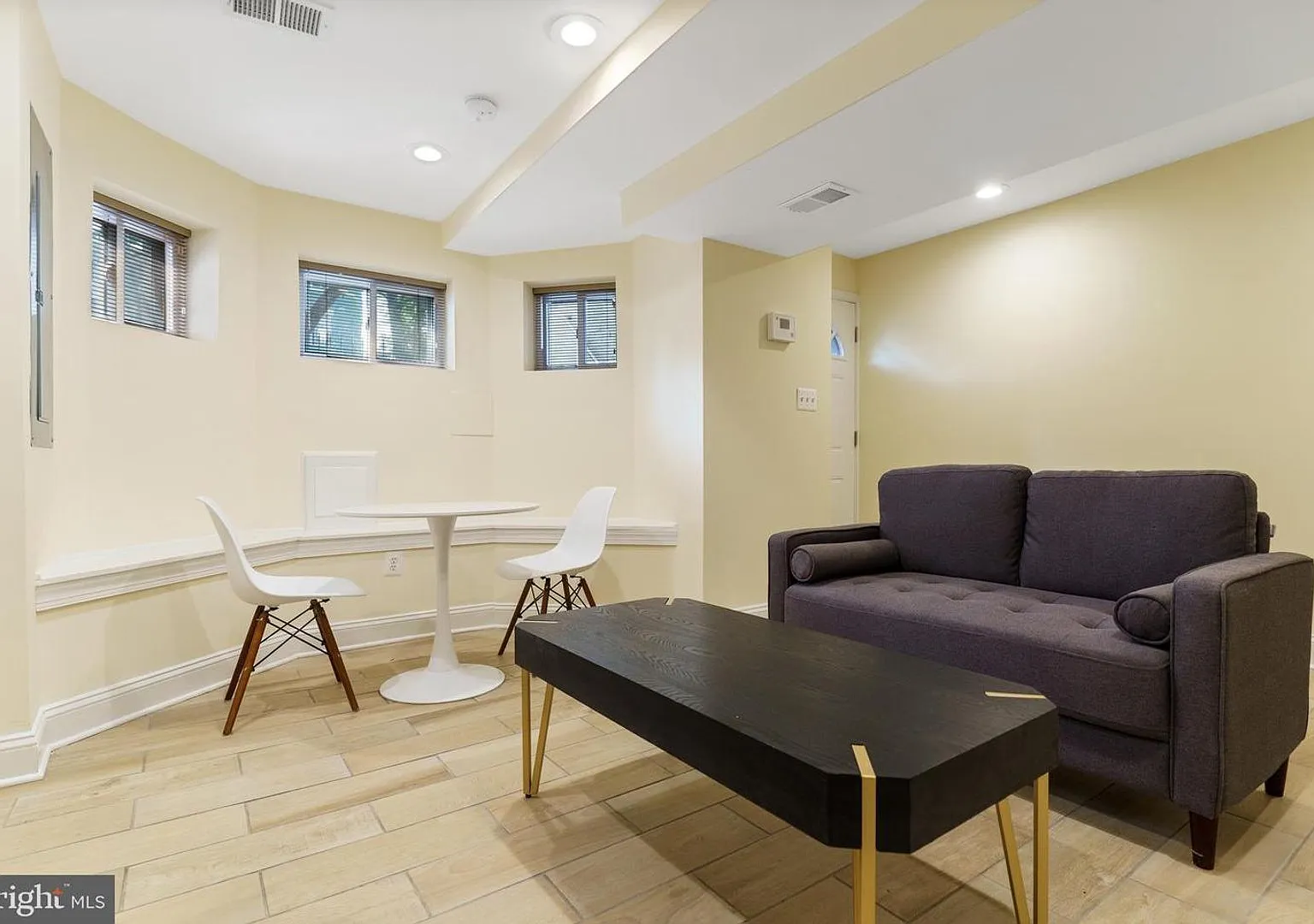 Welcome home to this 2Bd/1Bth lower-level apartment in Bloomingdale! — Photo 4
