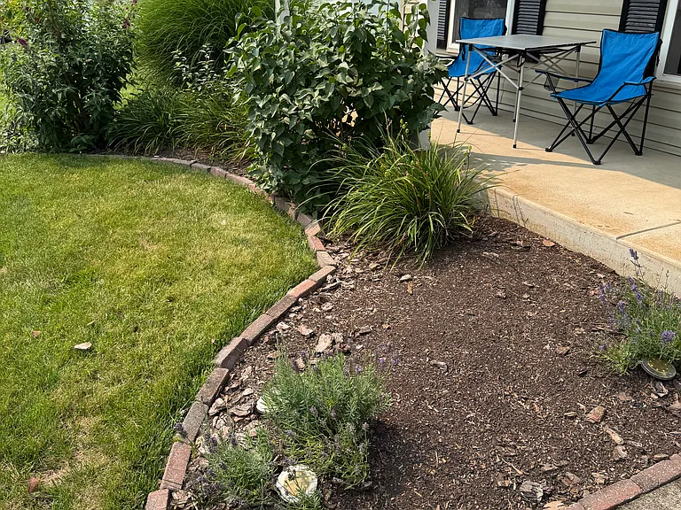 35 Lois Ln — Photo 46