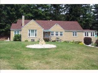 4 Boyka Dr, Finleyville, PA