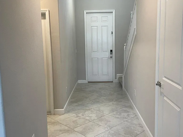 9671 Ivory Dr — Photo 6