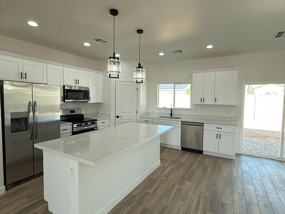 4th image of 14199 S DIABLO Road