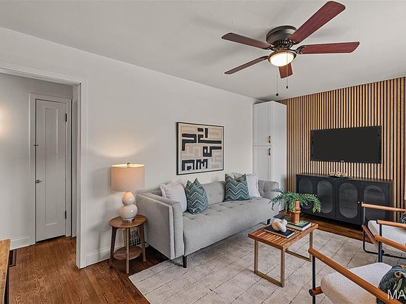 3rd image of 413 Tower Grove Pl