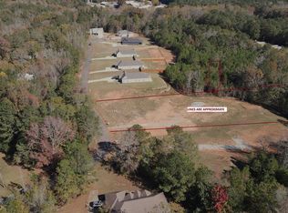 140 Young Ln, Hamilton, GA 31811