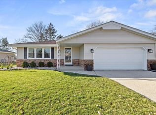 8129 S 59th St, Franklin, WI 53132