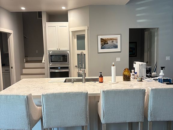 Modern kitchen
