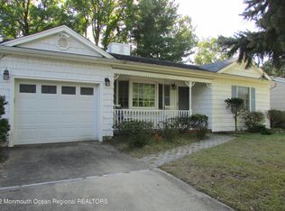 53 Brakenbury Dr, Toms River, NJ 08757