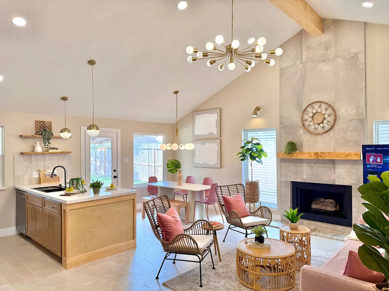 3 bed, 2.0 bath, $6,058 — Photo 2