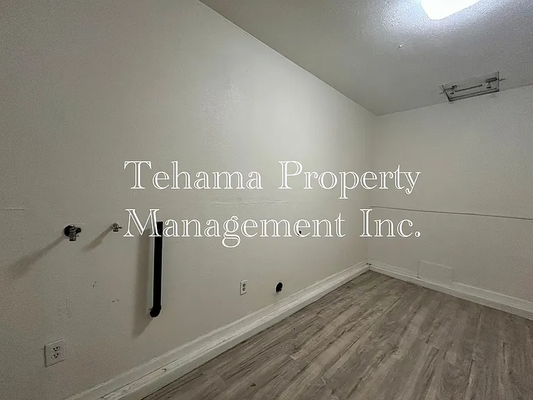 24850 5th Ave — Photo 9