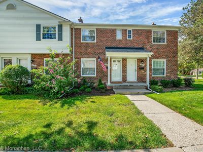 23102 Edsel Ford Ct, Saint Clair Shores, MI, 48080
