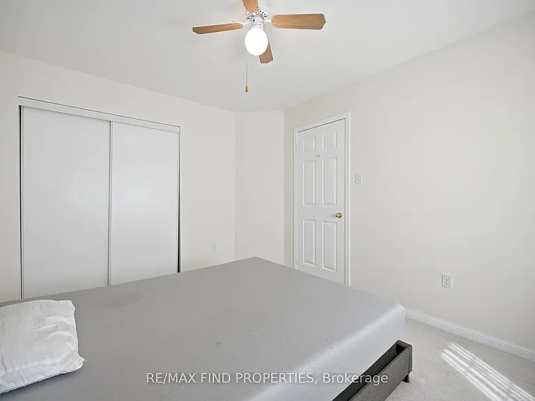75 Harris Blvd — Photo 32