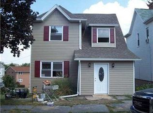 631 Oakland Ave, Greensburg, PA