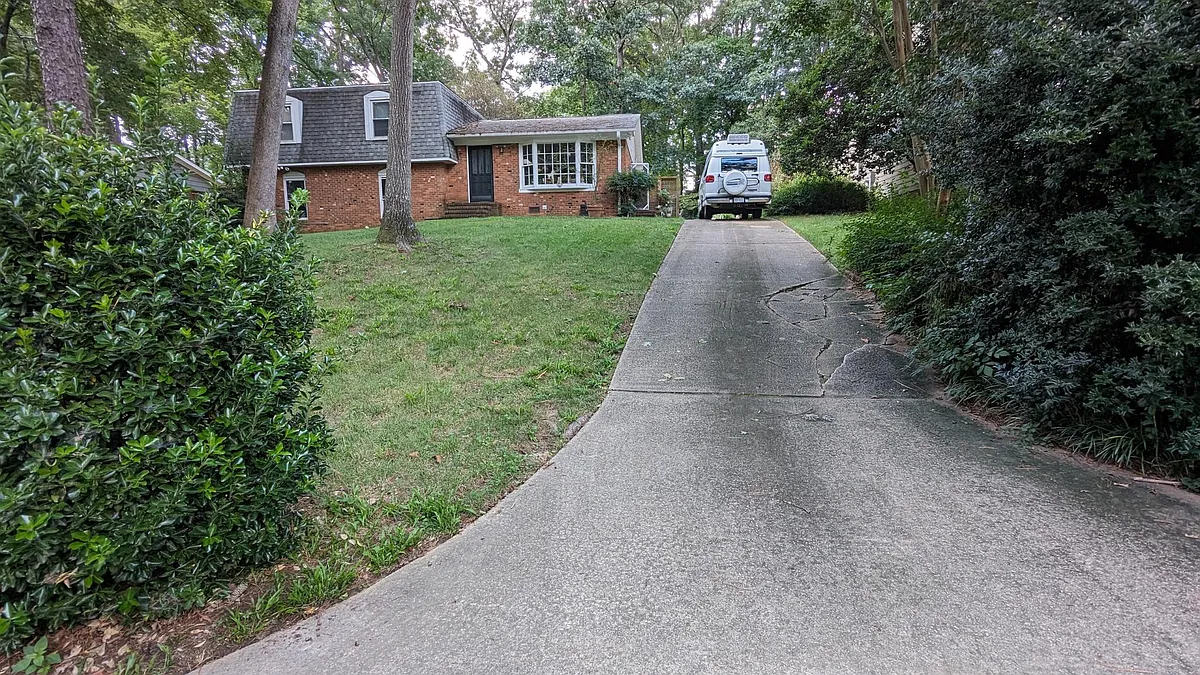 Driveway - 502 Francisca Ln