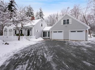 2 Hutchinson Rd, Merrimack, NH 03054