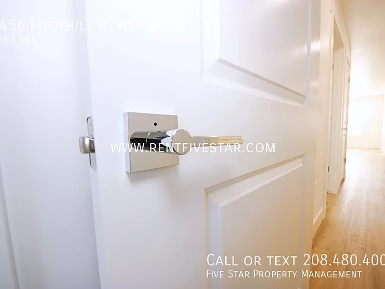 2456 Foothill Blvd #B — Photo 19