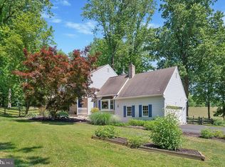 292 Llewellyn Rd, Chester Heights, PA 19017