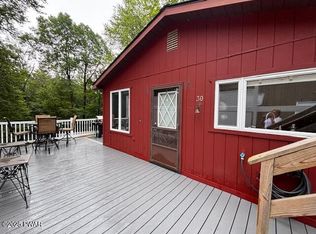 30 Bear Hill Rd, Lake Ariel, PA 18436