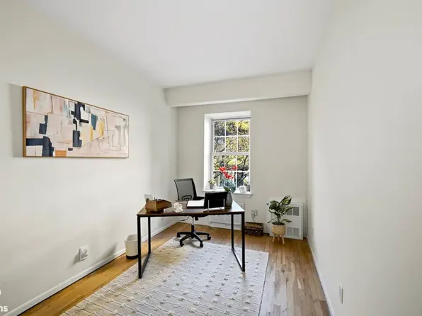 14 West 87th Street image 8 of 14