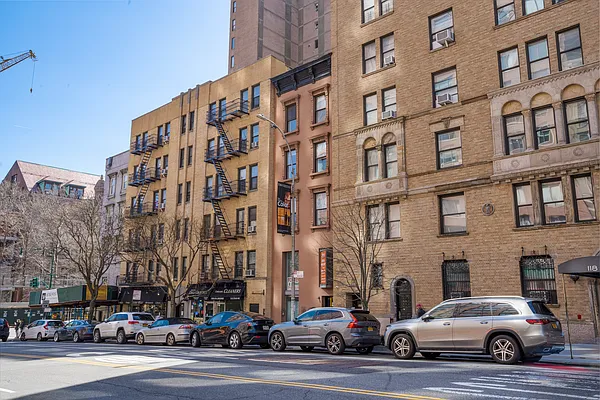 Rented by Platinum Properties | media 6