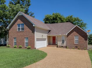 114 Shady View Dr, Hendersonville, TN 37075