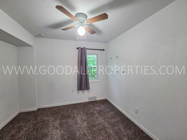 5000 SW 8th St — Photo 12