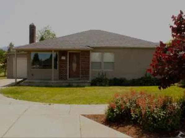 837 Agate St, Medford, OR 97501