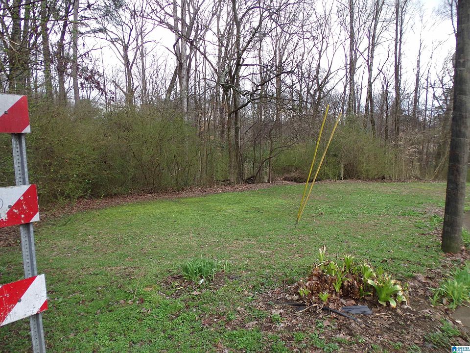 2nd image of 727 Mohican Pl