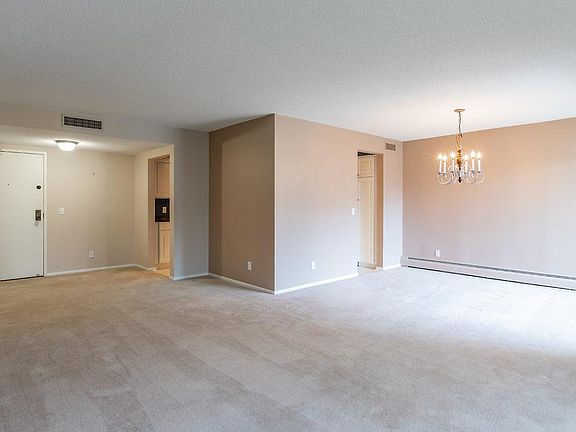 4th image of 7220 York Ave S APT 325