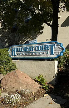 Hillcrest Court Apartments — Photo 3