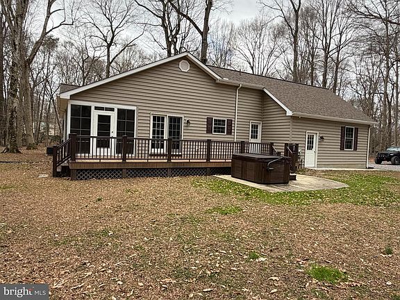 4th image of 8664 Mitchell Rd