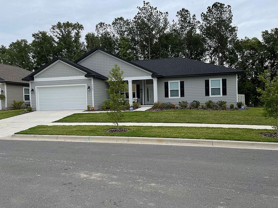 1st image of 1605 NW 120th Ter