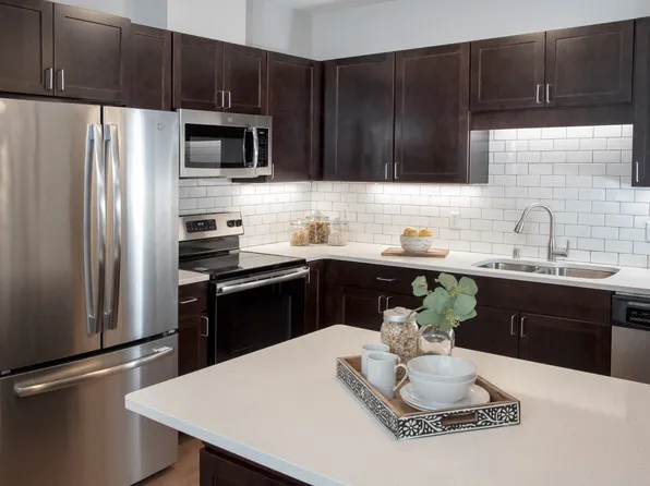 Cedar Pointe Townhomes