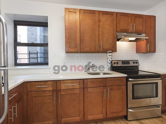 4th image of 63 W 137th St APT 2D