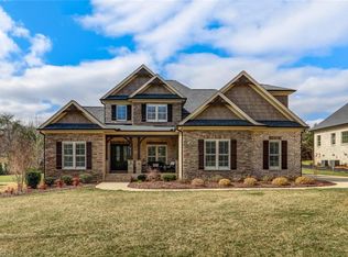 8167 Rob Roy Dr, Summerfield, NC 27358