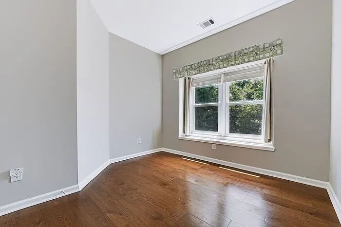 5910 Findley Chase Dr — Photo 24