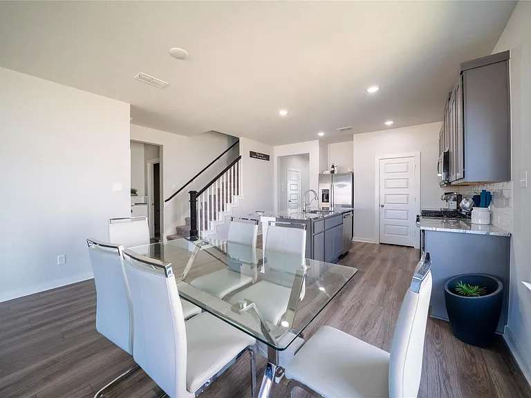 21802 Blue Daisy Ct — Photo 17