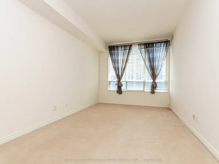 28 Byng Ave #1507 — Photo 16