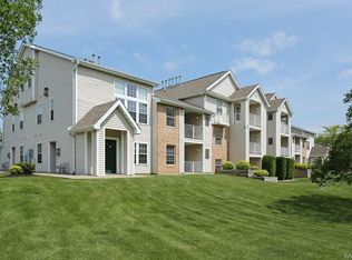 25 Meadow Spring Ct #C, East Amherst, NY 14051