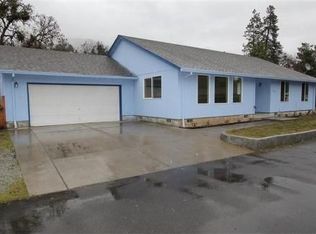 1305 2nd Ave, Gold Hill, OR 97525