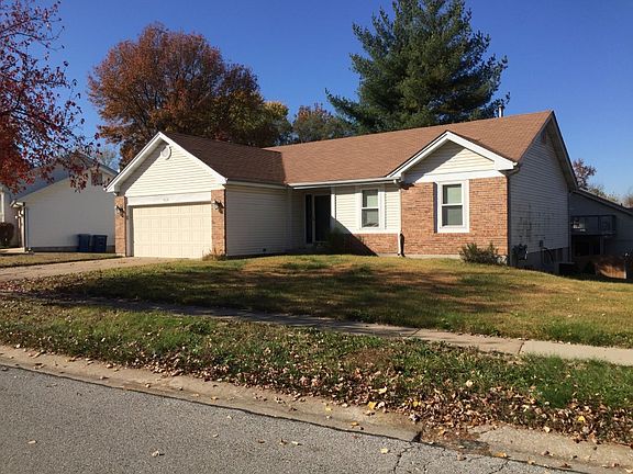 3rd image of 5429 Trailoaks Dr