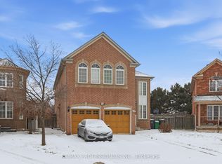 16 Moss Creek Ct, Brampton, ON L6R2S3